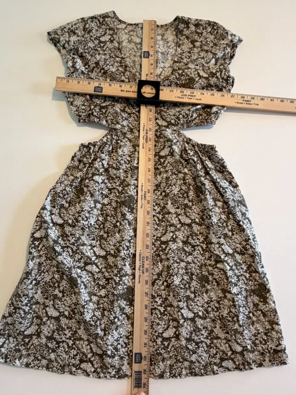 RAILS Nyla Cutout Cotton V Neck Dress Olive Vine Green Small - Picture 15 of 15